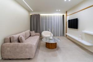 Thea Acropolis Suites & Apartments