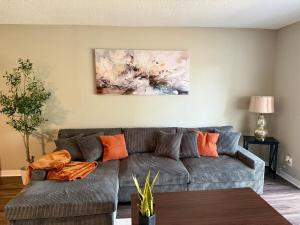 Waterfront Retreat in Tampa 2B2B with River Views