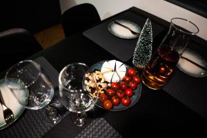 Nasza Baza wśród drzew prywatny dom z balią - jacuzzi Miedziana Góra Kielce świętokrzyskie