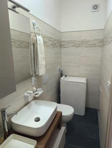 Siderno Beach Stay - Guest House