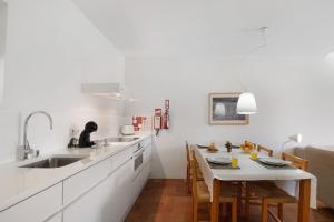 Fine Arts Convento das Bernardas Bb