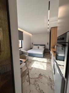 Matisse No27 - City Center Studio With Parking