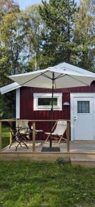 Two Cottages With Private Garden In Torhamn