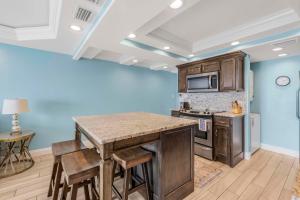 Sugar Beach 241 by Vacation Homes Collection