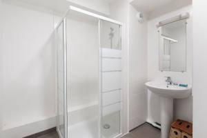 JBA 401 - KP - Cozy Apt for 6 in St Denis