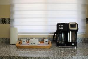 Luxury 3 bedroom 2 bath Lagoon view condo