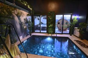 Sanctuaire dAphrodite Piscine cinéma & spa