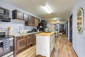 Near Universities Family Condo in McRae!