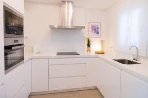 Tarifa Cozy House - Pool, Parking, Family