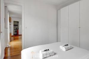 Charmant 2 pieces lumineux au coeur du 11eme