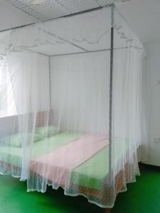 Talalla Bay Inn Beach Bungalow