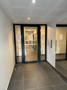 Cozy F2 Apartment La Queue en Brie