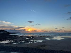 Cosy Coastal Winter Breaks by the Beach, get some vitamin sea!