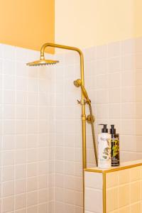 La Noire Petit hotel