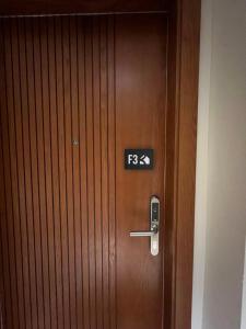 Cozy Studio Smart Living Stay in October, By Kemetland