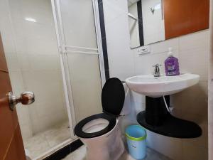 Aparta-estudio acogedor con balcón y parqueadero junto a la UPTC, Tunja