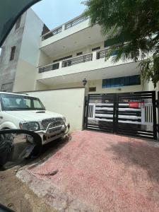 Cozy 1BHK Home In Malviya Nagar