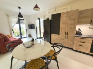 Sofia 3-Bedroom Mountain Family Apartment with Free Parking