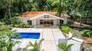 Brasilito House and Apartment with Pool Sleeps 8