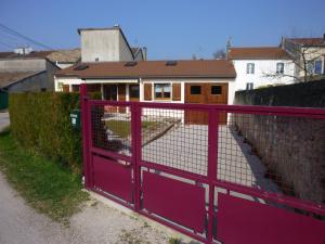 Le Gite de Jules en MEUSE avec parking sécurisé