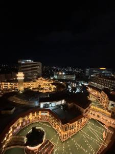 Cozy Condo in Venice Luxury Residences Taguig