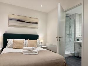 Converted Mill In Heart Of Manc - Pass the Keys