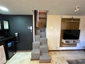 Loft Aconchegante com Atmosfera Intimista em Meio à Natureza – Granja Viana