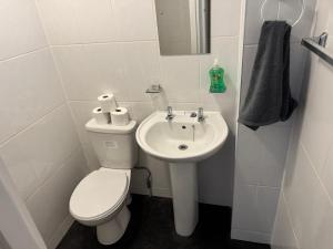 1BR Apartment in Blackpool l Sleeps 4, Fully Furnished