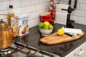 Stylish Studio with Prized Courtyard, Kungsholmen