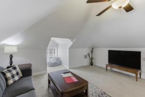 Memphis (TN) The Hideout Loft - Tranquil Stay 4-Star Accommodation room