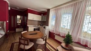 Top of the Mountain Гранд Манастира частни Апартаменти