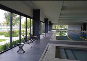 DEPA Cosmopol acepto roomies