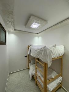 House Hamza - Comfortable with Wi-Fi & Essentials