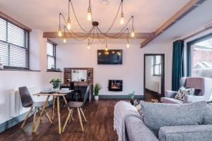 Leeds City Centre 2 bed - Grade II listed