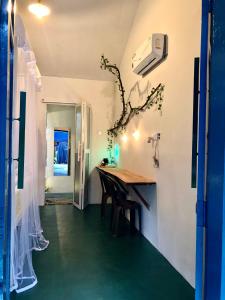 La pinchi " Pinchis Bed "