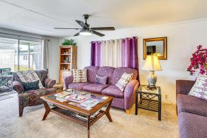 Pool Access! Couples Haven 4 Mi to Dtwn Fort Myers