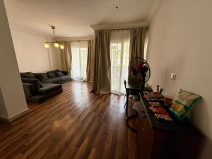 Luxury Studio Wi-Fi AC Smart TV