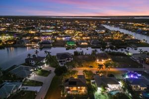 6 Mi to Coast Cape Coral Family Home