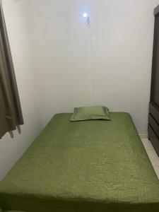 Apartamento pequeno em Capitólio