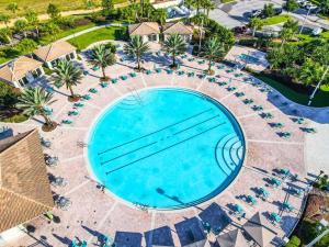 Beautiful 2BR with Waterpark & Private Game Room