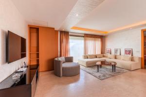 Riva Molière Parking Elegance