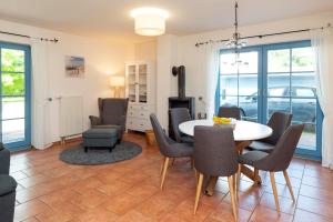 Ferienpark Freesenbruch Doppelhaushälfte 11a - Schwalbennest