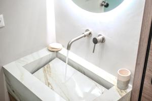 Monastiraki Center Stay