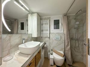 Rebeccas Philoxenia Apartment