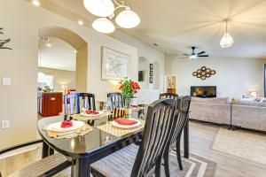 4 Mi to Weeki Wachee Springs! Fun-Filled Home