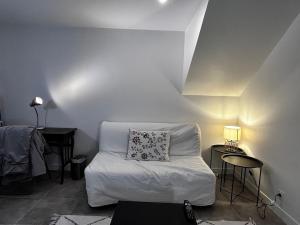 Cozy and well-equipped studio