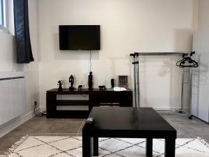 Cozy and well-equipped studio