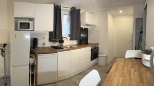 Cozy and well-equipped studio