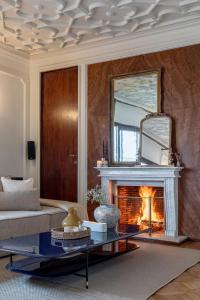 One-of-a-Kind Downtown Penthouse, 270-degree City Views, Two Terraces, Fireplaces, Grill