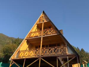 Crystal peak cottage